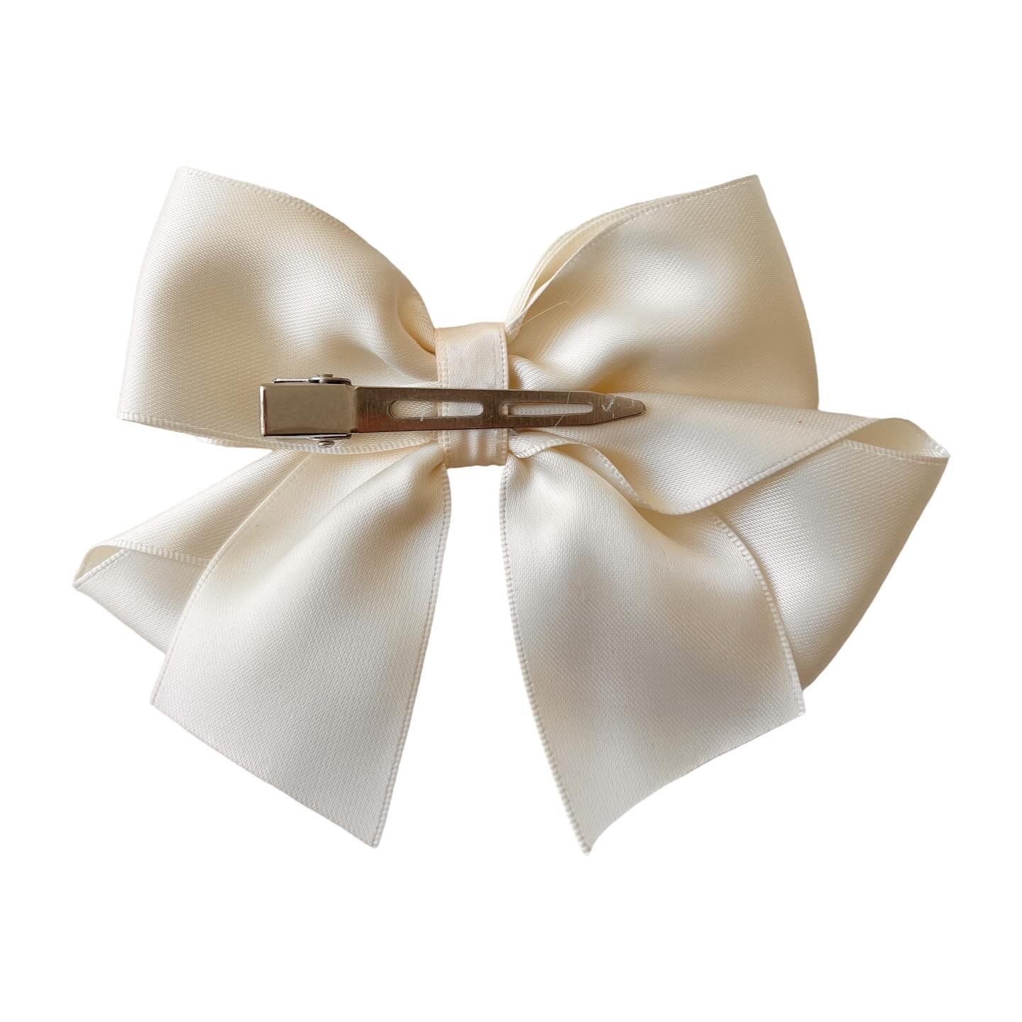 Victoria Bow Child by petalsINK