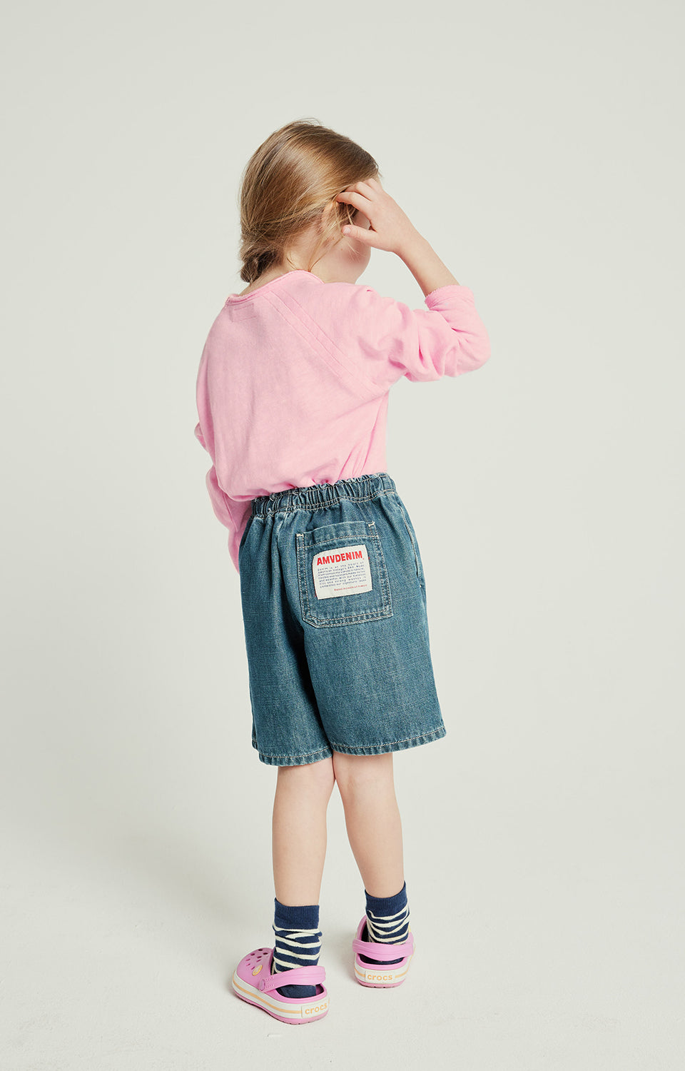 Casual Shorts in Medium Green Cast