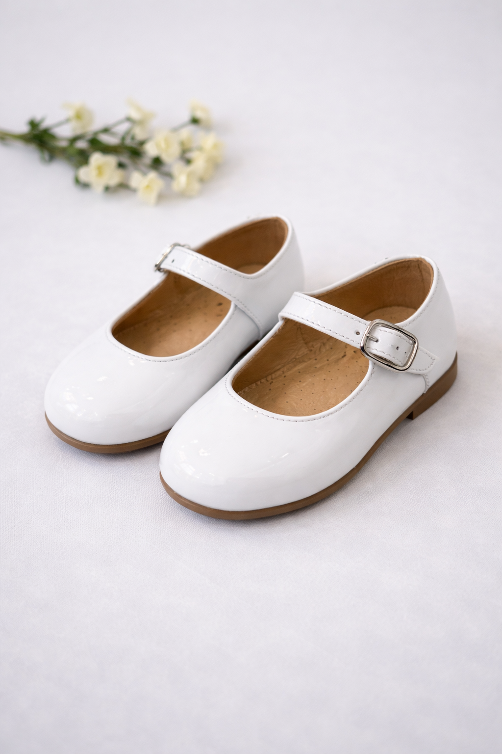 Isla Mary Jane White Patent Chloe &amp; Jule