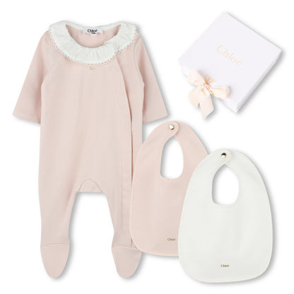 Pyjamas + 2 Bibs Set